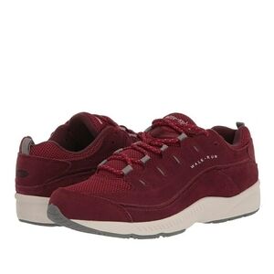 Easy Spirit se Romy Red Sneakers NIB